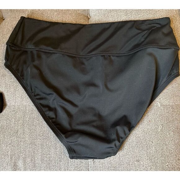 Ambernoon by Dr. Erum Ilyas Two Piece Swimsuit Size 6 - Picture 4 of 9